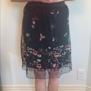 NWT Embroidered Floral Tulle Skirt